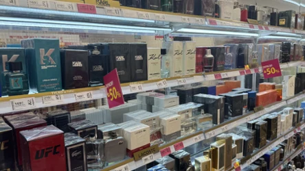 Hebe przeceniło letnie perfumy nawet o 50%. Oto 5 zapachów, które warto kupić