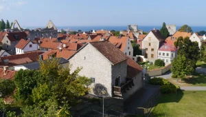 Miasto Visby w Szwecji zachęca mieszkańców do mycia się w Bałtyku. W kranach obniżono ciśnienie wody