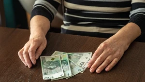 Wielu seniorów nie składa wniosku, choć 500 plus im się należy