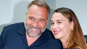 Łukasz Nowicki zaskoczony w "Pytaniu na śniadanie". Nagle pojawiła się żona