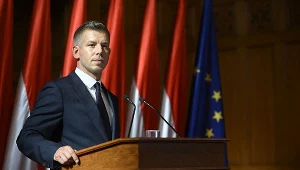 Węgierska telewizja państwowa przerwała nadawanie. Pokazała przeprosiny