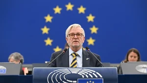 Niemiecki europoseł Michael Gahler podczas debaty w PE nt. akcesji Ukrainy do UE