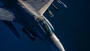 USA rozpoczęły serię "potężnych uderzeń" w Iranie