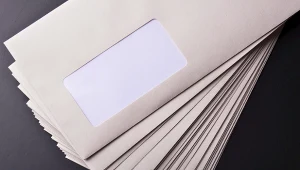 Czy koperty z okienkami nadają się do recyklingu? Warto o tym pamiętać 
