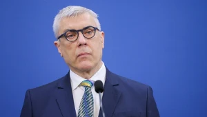 Sprawa "dwóch wież". Prokuratura odpowiada Romanowi Giertychowi