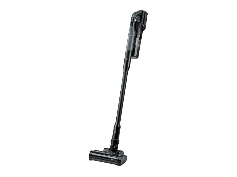 Czarny bezprzewodowy odkurzacz pionowy z przezroczystym pojemnikiem na kurz oraz ergonomiczną rączką.
