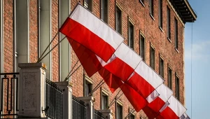 Dwa dni pamięci narodowej. Urzędy wywieszą biało-czerwone flagi