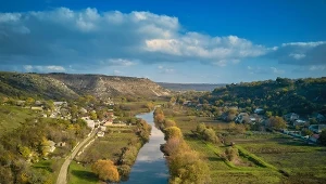 Ten europejski kraj wciąż jest pomijany. Można spędzić tu tanio weekend 