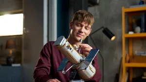 Kosmiczny Teleskop Hubble'a z 1252 klocków LEGO. Znamy polską cenę.