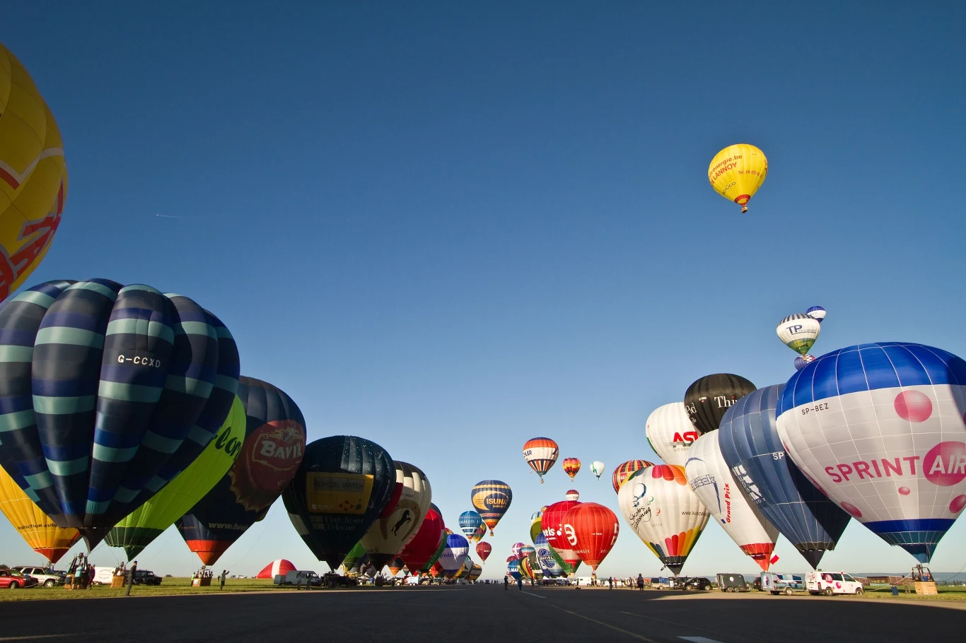 Zawody balonowe Grand Est Mondial Air Ballons - Lotnisko Chambley-Bussières (Lotaryngia, Francja) (2)
