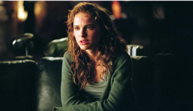Natalie Portman w filmie "V jak Vendetta"