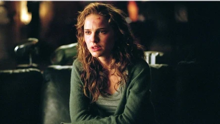 Natalie Portman w filmie "V jak Vendetta"