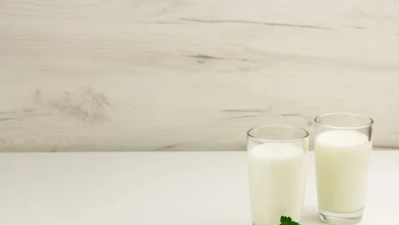 Pij szklankę dziennie. Szybko obniżysz cholesterol i wzmocnisz jelita