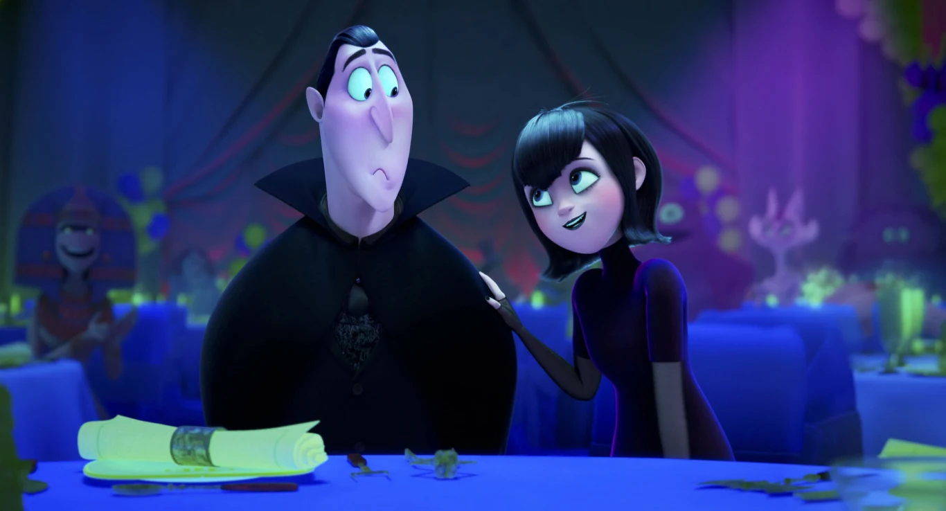 "Hotel Transylvania" 5 ma już datę premiery Dwie animowane postacie z "Hotelu Transylwania" siedzą przy stole z żółtymi serwetkami i sztućcami.