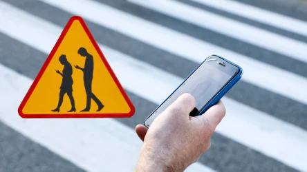 Będzie nowy znak drogowy? Ma ostrzegać przed smartfonam | Screen: Instytut Spraw Obywatelskich @Facebook