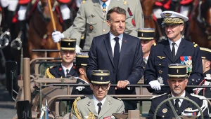 Prezydent Francji Emmanuel Macron podczas parady z okazji Narodowego Święta Francji