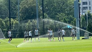 Tak Lewandowskiego przywitali koledzy z drużyny. W Chicago Fire zaskoczeni