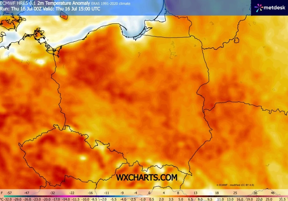 W czwartek w wielu miejscach zachodniej i centralnej Polski może być upalnie - ostrzega IMGW Mapa Polski i okolicznych krajów przedstawiająca anomalię temperatury powietrza, z wyraźnie zaznaczonymi obszarami o podwyższonej temperaturze w odcieniach pomarańczu i czerwieni oraz z rozpiską skalowaną stopniami Celsjusza na dole obrazu.
