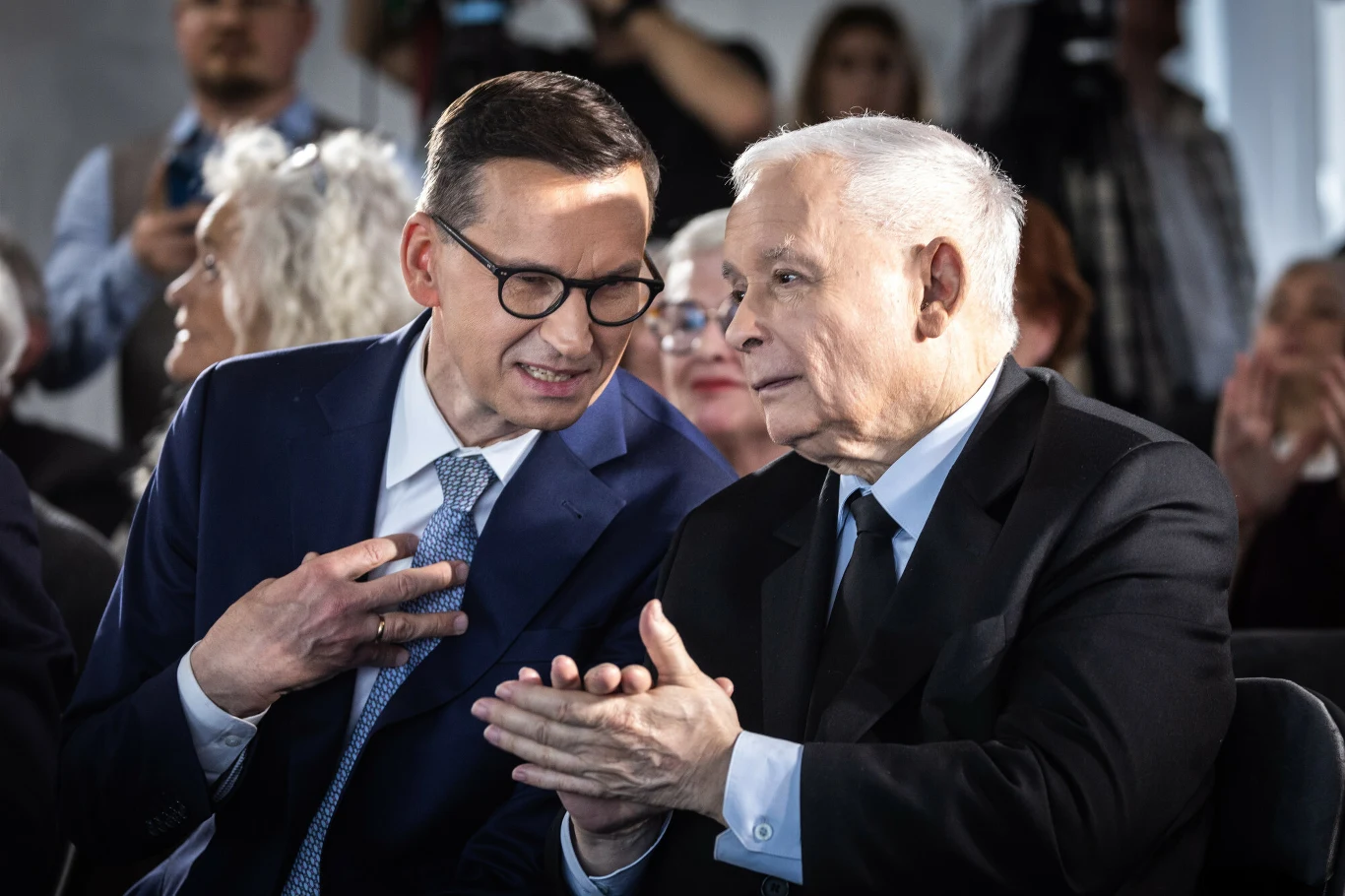 Wojna w PiS nabiera tempa. Morawiecki odrzuca ultimatum prezesa "Wóz albo przewóz"