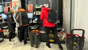 Biedronka do 18 lipca. Limit nawet 12 szt. Gratisy i największe promocje weekendu
