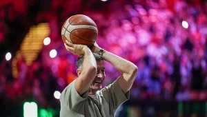Wakacje bez piłki? Trenerzy zdradzają, co robić, by nie stracić formy