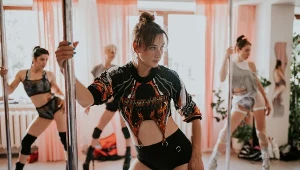 Kadr z filmu "Exotic"