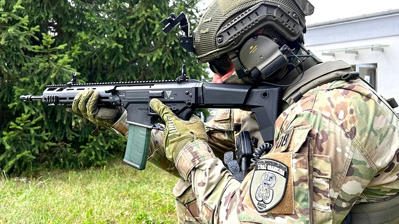Polska broń z Radomia podbija USA, największy rynek militariów świata