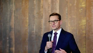 Na jakie poparcie mogłaby liczyć nowa partia Morawieckiego? Jest sondaż