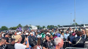 Twierdza przed finałem MŚ. FIFA kazała być wcześniej, tłumy stały przed bramami