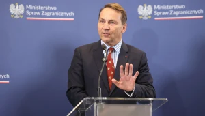 Jak Sikorski wypada jako szef MSZ? Jedna grupa najbardziej krytyczna