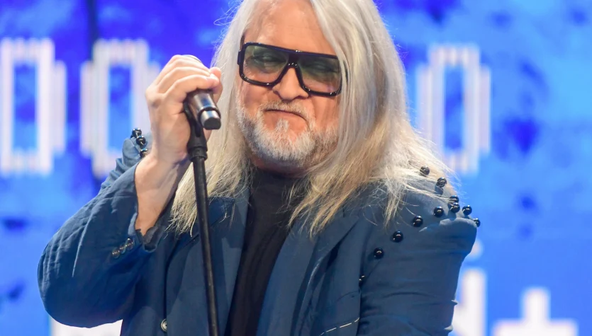 Artur Gadowski (IRA) nie wytrzymał. Odpowiedział na zarzuty o playback. "Odbieram to raczej jako komplement"