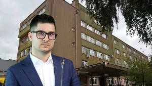 Na pierwszym planie Jakub Kosikowski z Naczelnej Izby Lekarskiej (fot. P. Wodzyński), w tle Powiatowe Centrum Medyczne w Braniewie (fot. Polsat News)