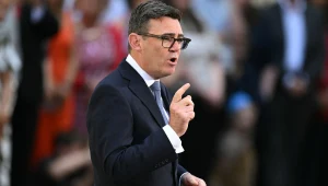Nowy premier Wielkiej Brytanii Andy Burnham podczas pierwszego przemówienia 20 lipca