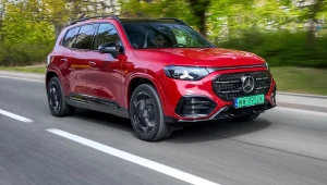 Mercedes GLB to auto listonosza Pata i Sokół Millenium. 7 miejsc, 354 KM