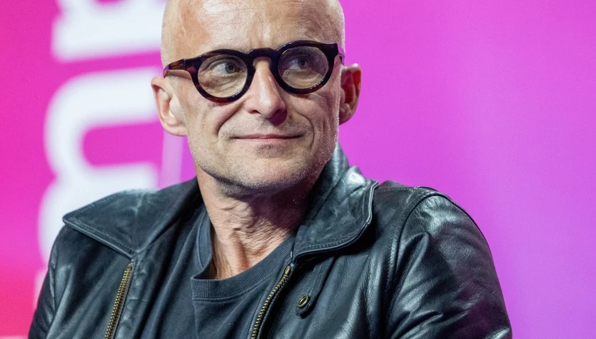Artur Rojek o OFF Festivalu: Nadal się tym ekscytuję [WYWIAD]