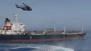 Abordaż na tankowcu "floty cieni". Spektakularna akcja na Morzu Śródziemnym