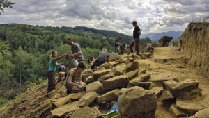Nowa wieża widokowa na południu Polski. Obok archeologicznego skarbu