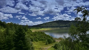  Trasa prowadzi przez malownicze tereny doliny Skawy, m.in. okolice Wadowic, Zatora i jeziora Mucharskiego