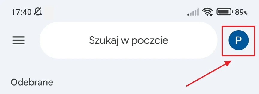 Interfejs poczty elektronicznej z wyróżnioną ikoną profilu oznaczoną literą P oraz paskiem wyszukiwania u góry ekranu.