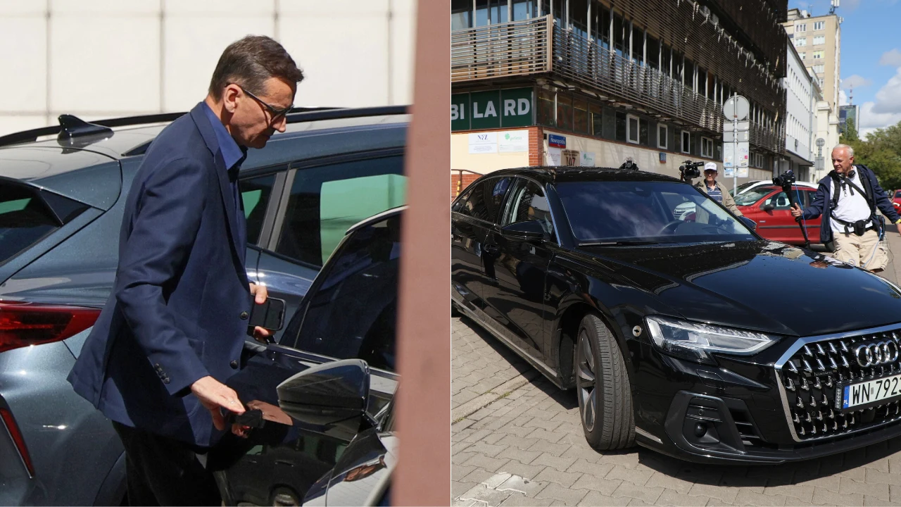 Zakończyło się spotkanie Mateusza Morawieckiego z Jarosławem Kaczyńskim Mateusz Morawiecki wsiada do samochodu. Samochód na tle budynku, obok dziennikarze.