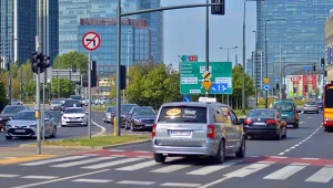 Firmy taksówkarskie znikają z rejestrów w Polsce