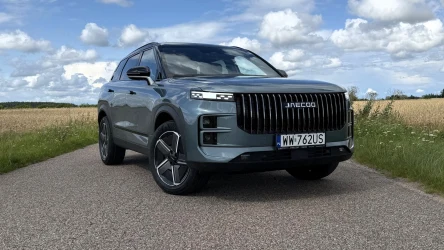 Jaecoo 7 Hybrid ma 224 KM i zużywa 5,3 l paliwa na 100 km.