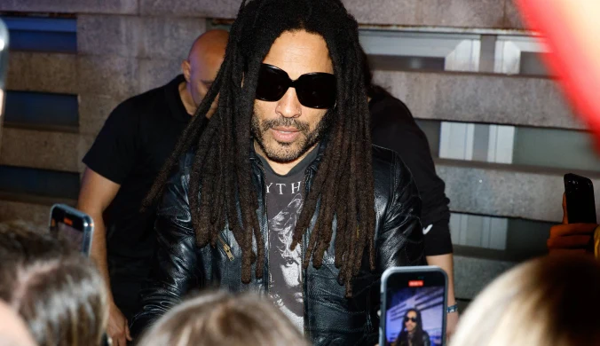 62-letni Lenny Kravitz ćwiczy na siłowni w ciasnych, skórzanych spodniach! Wyjawił, co go do tego skłoniło
