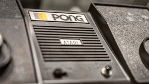 "Pong" z 1972 roku był jedną z pierwszych komercyjnych gier, które odniosły światowy sukces