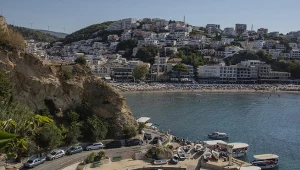 Czarnogóra zdecydowała ws. zasad wjazdu Rosjan. Na zdj. panorama miasteczka Ulcinj