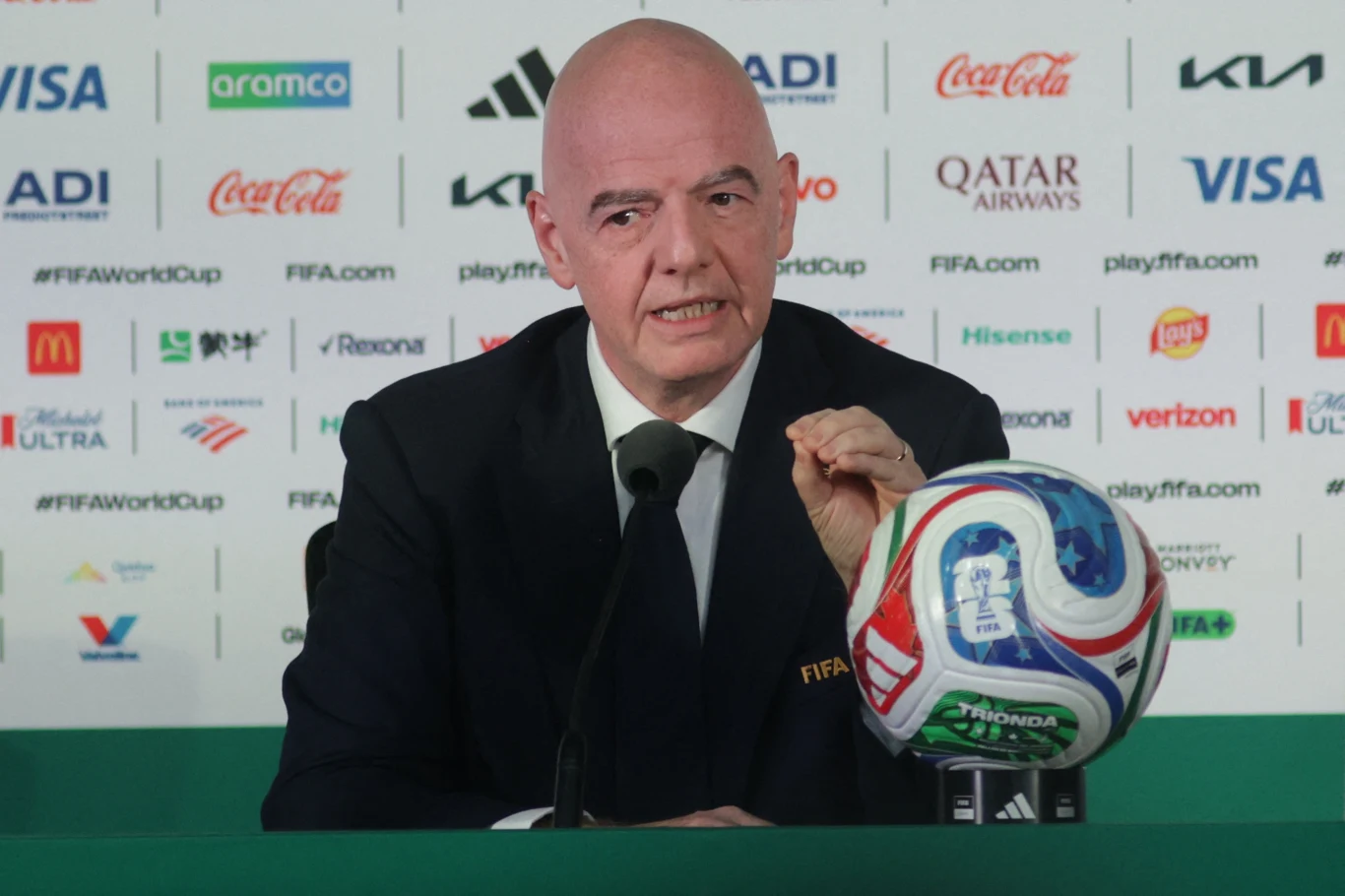 Gianni Infantino article cover