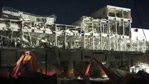 Japonia po trzęsieniu ziemi. Są ofiary po wybuchu w centrum handlowym