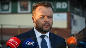 Rzecznik PiS Rafał Bochenek podczas konferencji prasowej po posiedzeniu Komitetu Politycznego partii