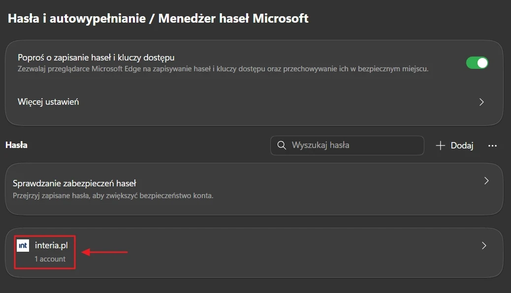 Panel zarządzania hasłami w Menedżerze haseł Microsoft z widoczną zapisaną pozycją dla witryny interia.pl oraz aktywną opcją zapisywania haseł i kluczy dostępu.