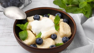 Takie kluski robię w sezonie na jagody. Smakują lepiej niż pierogi 